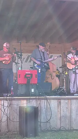 #tidalwaveroadbluegrassband #BluegrassFYP #WilsonPickensProductions #OktoberfestWilliamsburg 