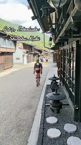 あたしが思う久岐忍はこんな感じ✨ いつもはミステリアスで、大人っぽくて、頼れる存在に見せようと頑張ってるタイプ。 弱さに見えるような姿は絶対見せないって思ってるけど… ふっと力抜いた時に見える照れ屋な一面が、可愛すぎるんだよね〜🥰 #コスプレ #shinobu #原神 #cosplayers  #japan
