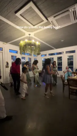 Everybody does it different but this is how we learned how to do it where I’m from.  #bunnyhop #linedance #weddingparty #weddingdancemoves #bridesmaidsdresses 
