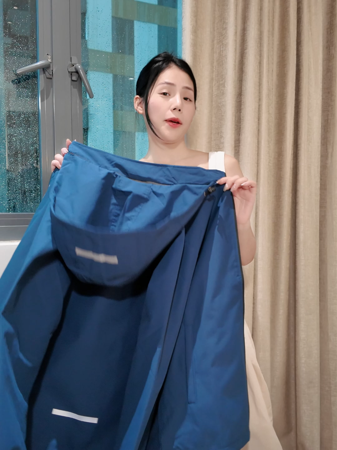 Em áo khoác gió không điểm nào để chê vào mùa lạnh sắp tới #tiktokshop #huonglyreview #review #aokhoacgio #aokhoacgiomentoris #aogio