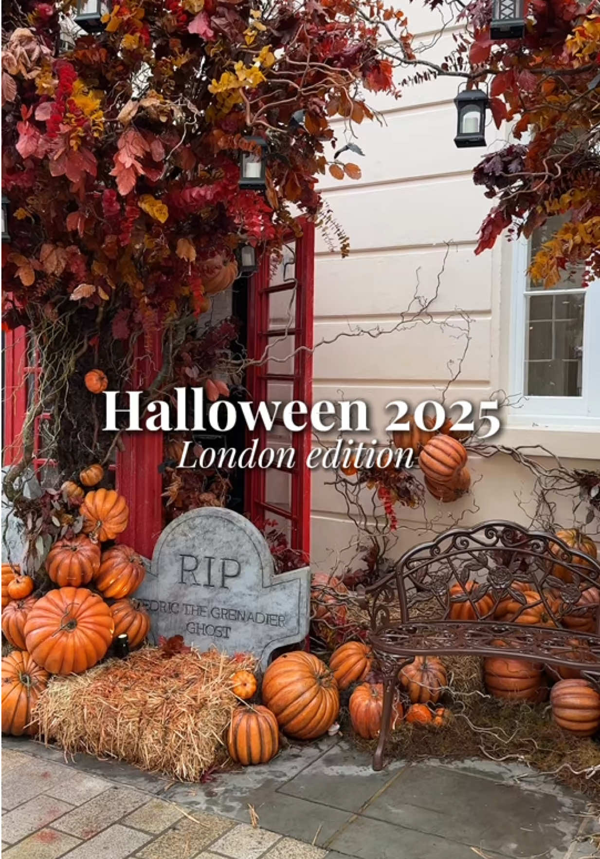 Halloween 2025: London Edition 🎃 👇 Comment LIST and I’ll send you the best Halloween house locations! #halloween2025 #visitlondon #thisislondon #londonguide #spookyhalloween  Halloween in London 2025, London Halloween decorations, London Halloween houses, Halloween house walk London, Best Halloween streets in London, Free things to do in London October, Autumn walks in London, London Halloween guide, Spooky houses London, Halloween photo spots London, Things to see in London this Halloween, Halloween events London 2025, London autumn aesthetic, Halloween day out London, London tips