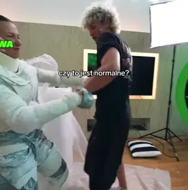 to juz sie niepokojace robi #FAZA #michu #czytojestnormalne 