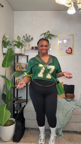 #OOTD for day one of the @Fried Chicken Festival… it’s not too late to meet me out there #plussize #festival #neworleans #meetmethere @FashionNovaCURVE @Halara @Casademilagros_nola  @Walmart @Airycute Beauty 