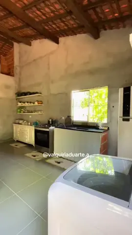 Que Deus continue sendo o alicerce do meu lar.  #casa #deus #gratidao #tiktokviral #CasaNoCampo 