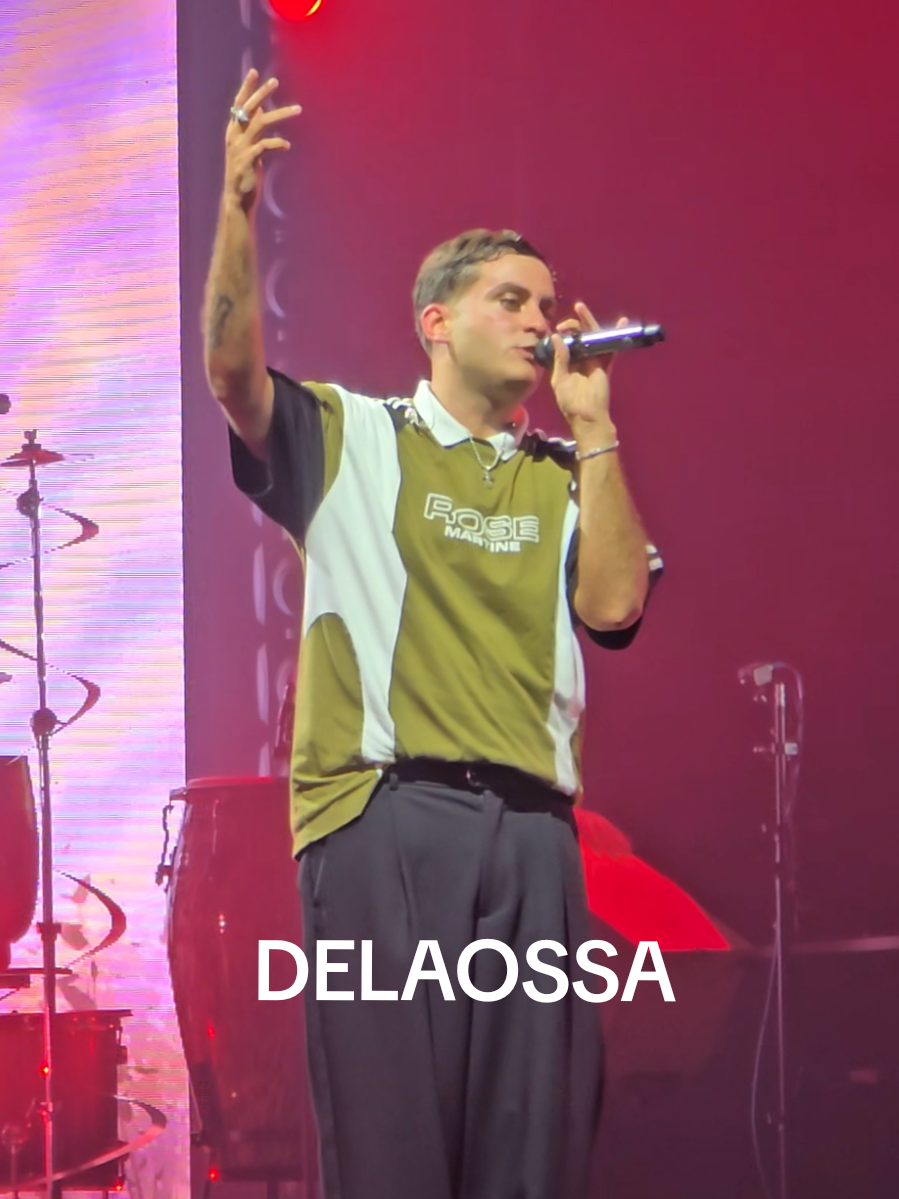 @Delaossa x Mariposas Rojas Empezó La Madrugá Tour. #delaossa #lamadruga #barcelona #rap #desamor 