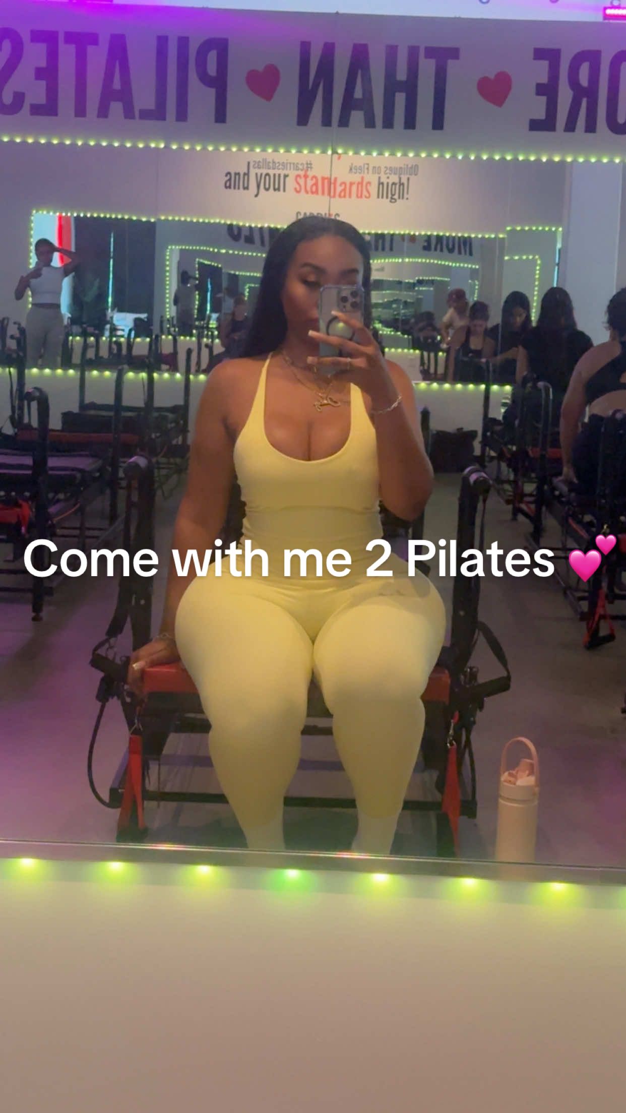Entering my Pilates girl eras.. come with me ‼️@carriespilatesdallas #dallas #xyzbca #pilates #fyp #dallasfitness 