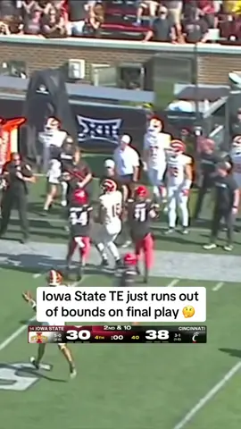 Interesting last play in Iowa State-Cincinnati game 👀 #cfb #CollegeFootball #iowastate #cincinnati 
