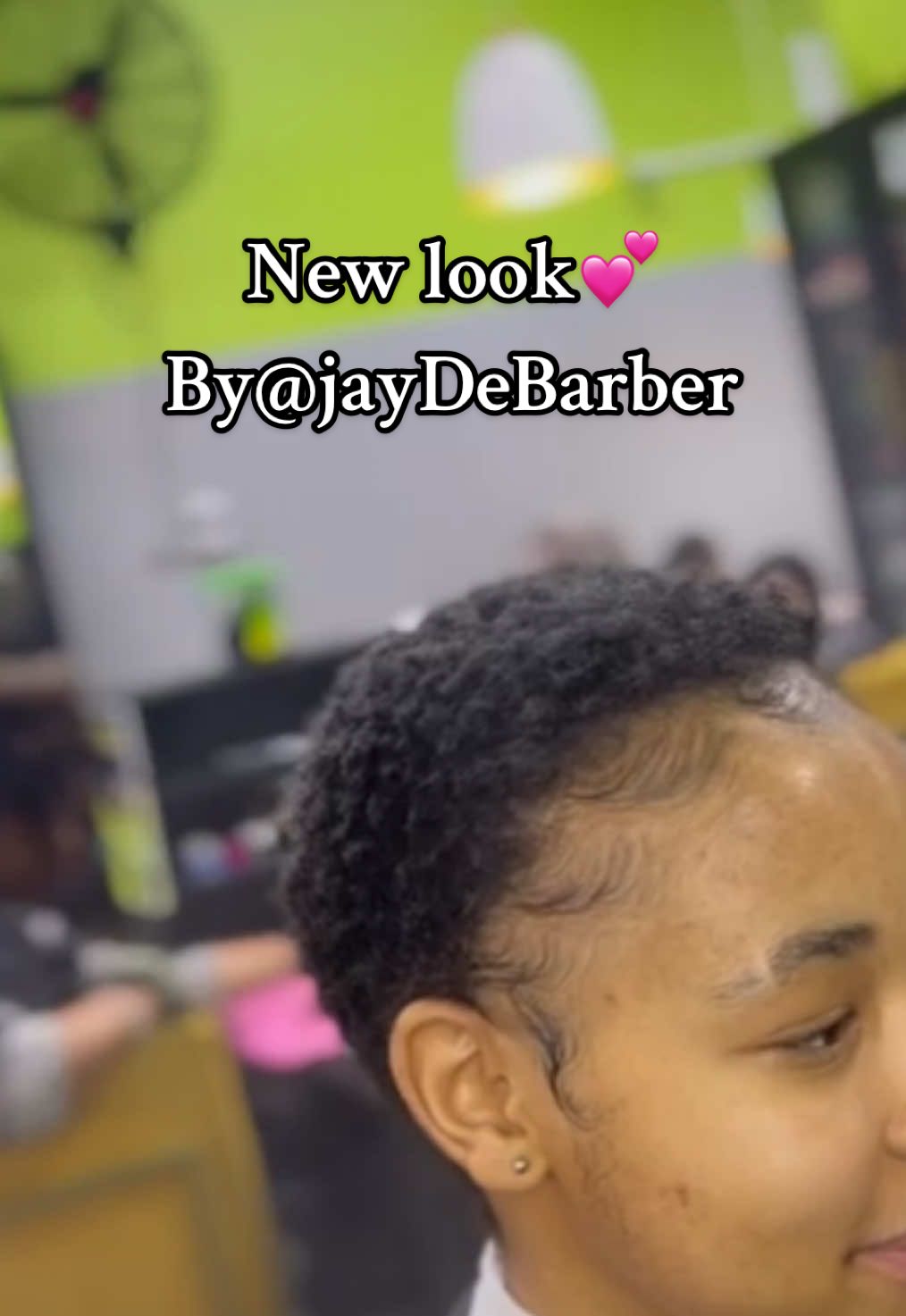 Decided to cut my hair off , thoughts ?#newhairstylesforladies2025 #shorthairgirls#fyp#foryoupage #southafrica @JADEN 