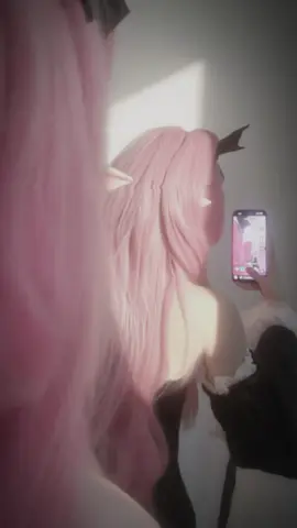 Đồ ngôc.  #cosplayers #cosplay #krul #capwall 