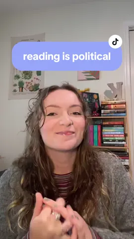 #readingispolitical #victoriaaveyard #redqueen #suzannecollins #thehungergames #rebeccayarros #fourthwing #BookTok 