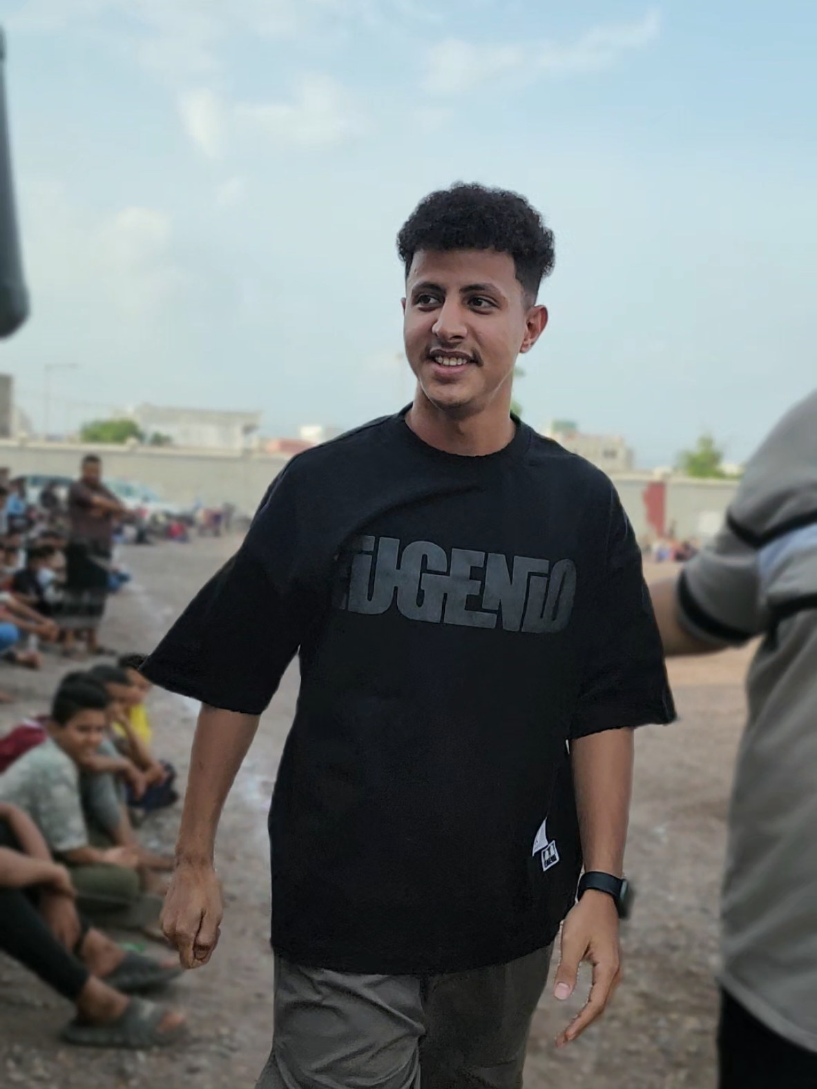 وضاح انور يحيي جماهير نادي حالمين 👏👏❤️  @وضاح انور الردفاني⚽🏆✅ 
