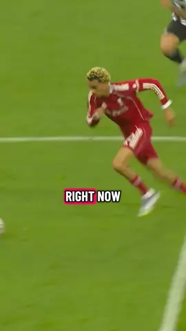 Why is Liverpool playing bad right now #liverpool #PremierLeague #viral 