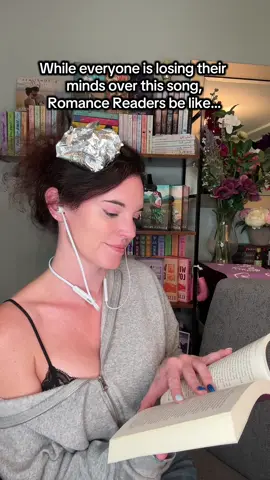 Get it, girl. #taylorswift #lifeofashowgirl #romancereader 