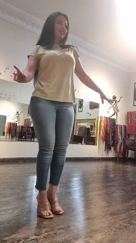 #تعليم_الرقص #bellydancer #ترند 