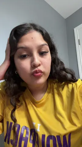 You can definitely see when I’m getting 😵‍💫 #fyp #fypシ #fypシ゚viral #fypage #nayelimedina 