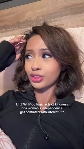 3 am thoughts… i’m selling lipglosses excuse my hair