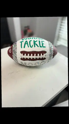 Sophomore homecoming proposal🏈 #blingfootball #hocoproposal #footballproposal #HOCO