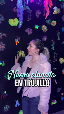 LOVE UP llegó a Trujillo y es un sueño hecho realidad 💫🦋 Con 14 salas llenas de arte, luces, color y momentos únicos que tienes que vivir 💜 Luces, magia, diversión y salas perfectas para fotos 📸✨@Love Up 💖🆙  #LoveUp #LoveUpTrujillo #planestrujillo #trujillo #trujilloperu 
