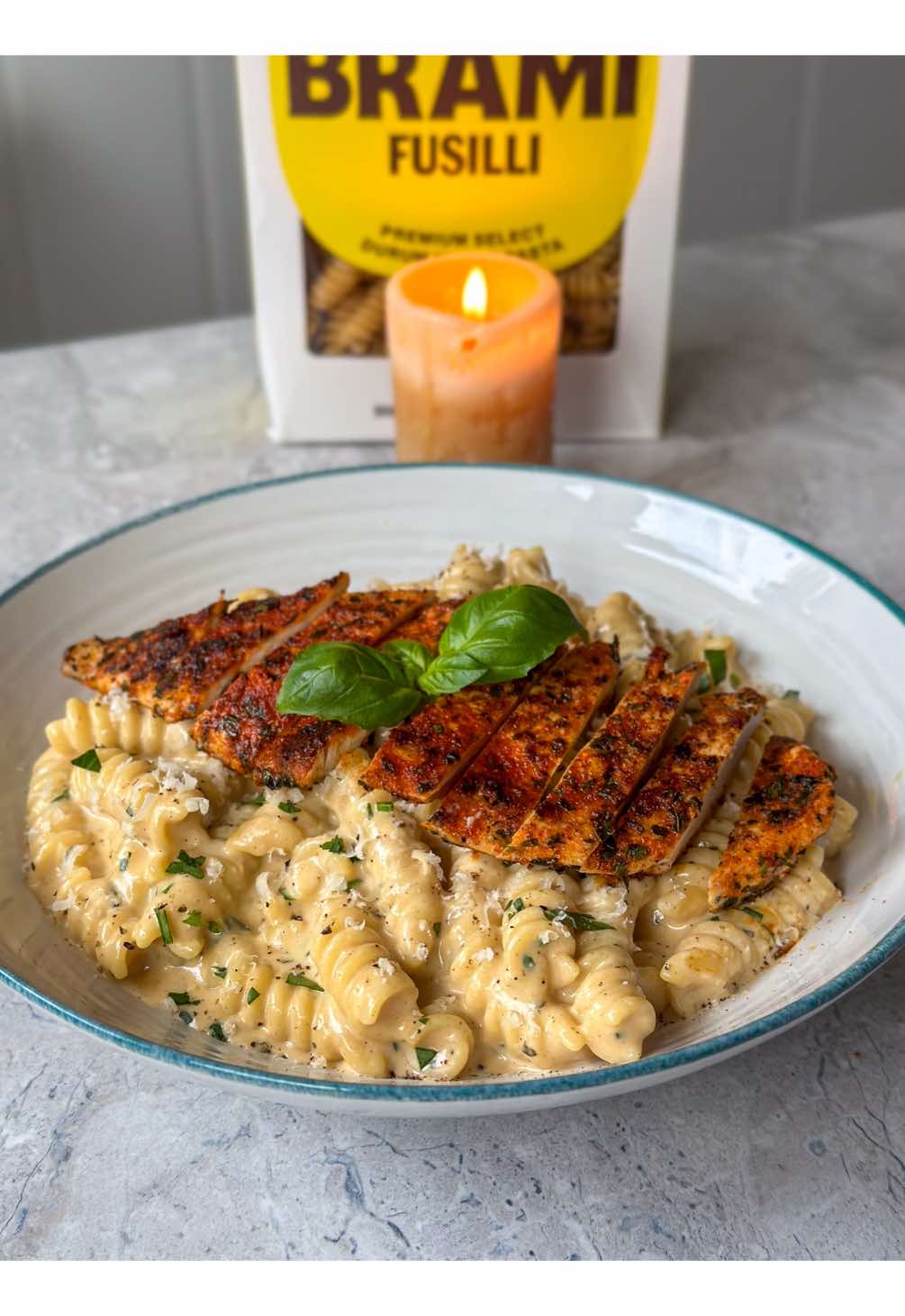Easy Creamy Chicken Garlic Parmesan Pasta Recipe✨ LINK IN BIO FOR FULL RECIPE🔥 This is the tastiest weeknight meal ever!! Bound to become a weekly staple! Instructions: 1. Follow the full recipe instructions on my blog, you can click the link in my bio!  Or google “majas recipes garlic parm pasta” 🫶🏻 The best weeknight meal!! Follow along for more quick & easy recipes like this one!!  Stay Hungry, Maja♥️👩🏻‍🍳 #EasyRecipe #lunchideas #mealinspo #pastarecipe #creamypasta