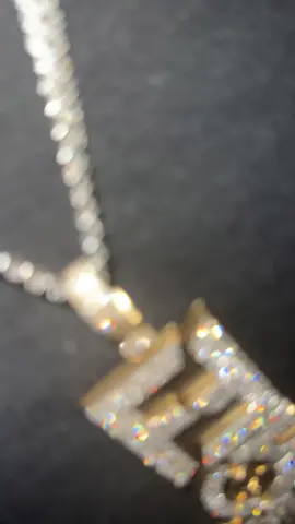 #qualityoverquantity #qualitycontent #icedout #diamondchain #blingbling 