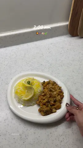 الوجبة المتكاملة 👌🏼✨ بطاطس مقطعه مكعبات صغيره  باذنجان مقطع مكعبات صغيرة  صدور دجاج  معجون طماطم  البهارات اللي اضفتها  بهارات مشكله  بابريكا  فلفل اسود  نضيف شوي مويه عشان تتسبك  وبعدها نصيف كوب كريمة طبخ  ونضيف الخضار اللي سويناها  فالاخير رشه كزبرة  ونقدمها مع رز ابيض وبالعافية ✨ #fypシ #اكسبلور #viral #وصفات #وصفات_سهله 