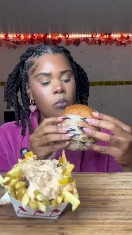 In-N-Out today 🩷😁 #indyryanmukbang8 #innoutmukbang #eating #burgermukbang 