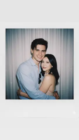 Buket Sena ve Gabriel yeni ship hayırlı olsun 💓😜 GEMİNİ POLORAİD PROMPT: 