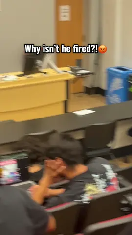 This is not how you treat a student with ADHD..😬#college #academicweapon #collegestudent #studytools #adhd 