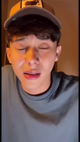 Que tan mierda puede ser la gente para crearse una cuenta fake sabiendo que a él le afecta.estamos contigo Edu💜@eduwetss🦠 #noflop #pinchetiktokponmeenparati #fyp 