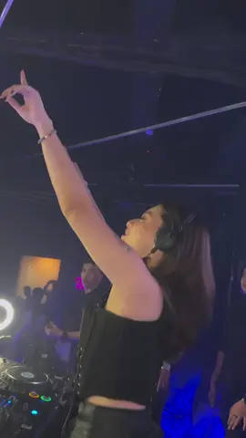 #fyppppppppppppppppppppppp #nathalieholscher14 #nathalieholscher #pontianak 