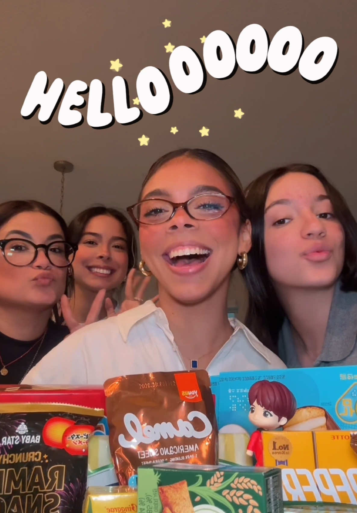 We tried Korean candies 🫰🏻 #tastetest #koreanfood 