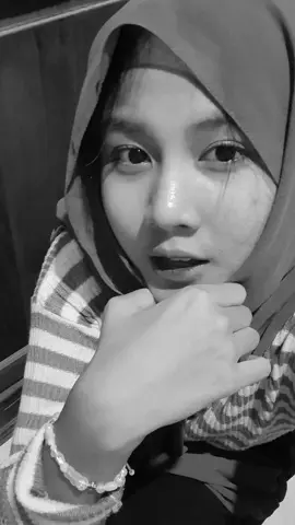 lagunya😖
