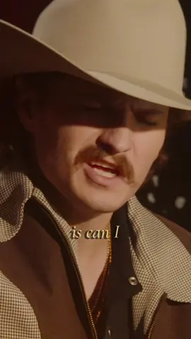 Thank y’all for the love on my rendition of ‘The Chair’ 🪑 over 200k streams on @Spotify in 24hrs!! 🤝🏼 #BraxtonKeith #TheChair #Cover #CountryMusic 