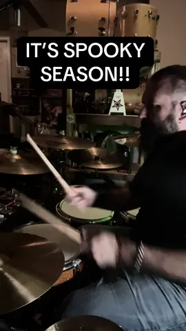 #spookyseason #drums #mychemicalromance #theblackparade 