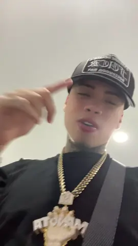 IMPIDE YA SALIOOO LA ESCUCHARON????? #yovngmanota 