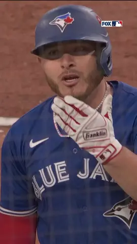 Alejandro Kirk is the first Mexican-born player to hit two home runs in a postseason game 🇲🇽 #MLB #baseball #bluejays #mlbpostseason 