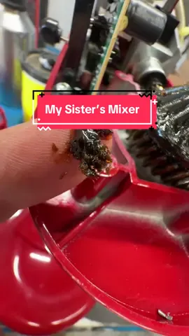 Two down…Three to go!  Got my sister’s mixer serviced and clean so it can sit in storage in fresh grease for when she is able to use it again!  Word to the wise…don’t over grease the 600’s…they don’t like it and the knock doesn’t sound very good. #kitchenaid #DIY #diyproject #mrmixer #maintenance 