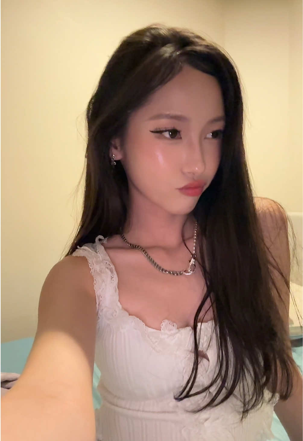 Check out my links <3