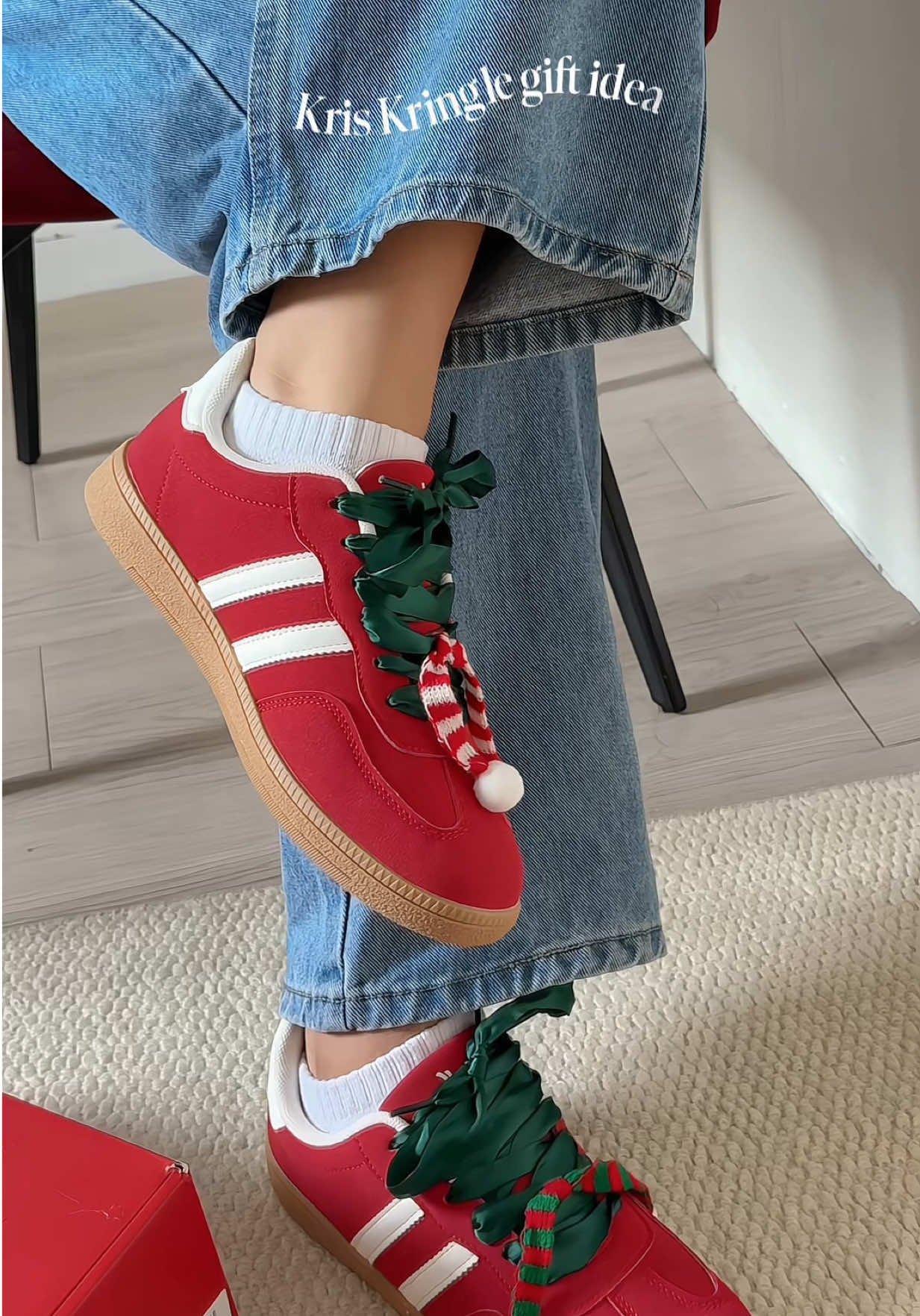 the perfect christmas sneakers! 👟🎄 #corollaph #corollajoyabox #shoesforwomen #christmasshoes #shoesrecommendation @Corolla shoes 