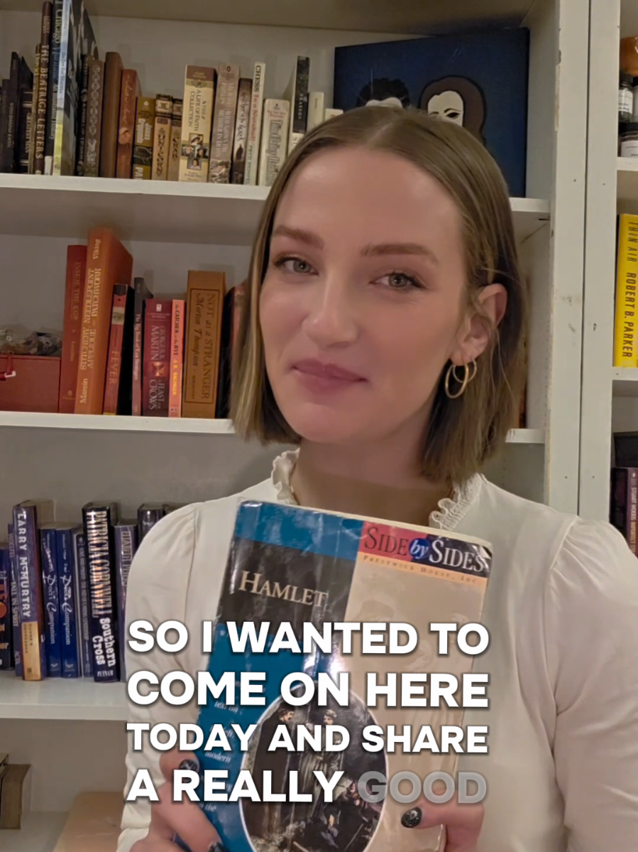 Taylor got my girl Ophelia twisted, let me just say #readwithme  #taylorswift  #hamlet #BookTok #BookRecommendations 