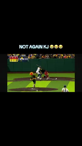Kj just broke another bat 🤦‍♀️😭 come on now…. #kjjackson #brokenbat #savannahbananas #bananaball 