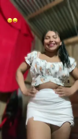 #ella conmigo anda a martilllando 😄😄😄🤭#🤎🤎🤎💯🖤 #🤎🧸 #riberalta_bolivia🇧🇴 
