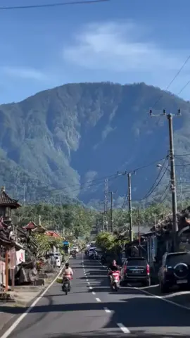 Suasana Cerah Gunung Batukaru⛰️💫🤩 #bali #gunungbatukaru 