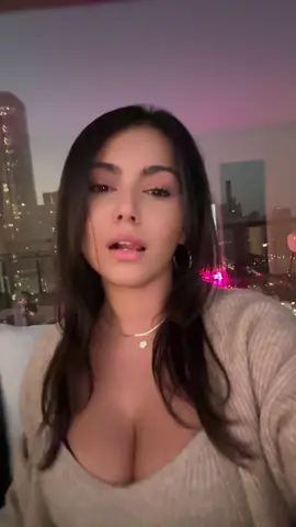 It’s Friday night and I’d rather stay in then go out. 💙 ##fypシ##girlytok##life##Lifestyle