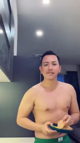 Đang yên đang lành... rước về để lo hay gì ... Mô Phật à 🥶#tươixanh🍀 #lỡlứalỡthời🕸️ #contrinh🔑 #trungnienphongdo #bodybuilding 