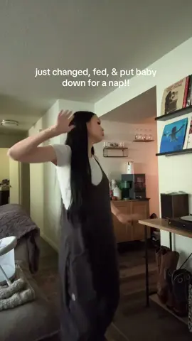 It rules my life more than the baby does I swear!! 🐄🍼 #fyp #pumping #pumpingmom #MomsofTikTok #fedisbest 