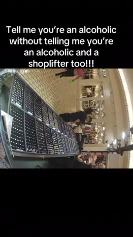 It’s 3 o’clock in the afternoon carrying around a buzz ball at the ##buzzball #mercedmall #drunktok 