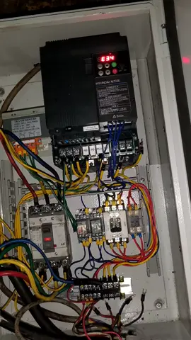 má tức ák #anhthodien62h1 #diencongnghiep #điệncôngnghiệp 