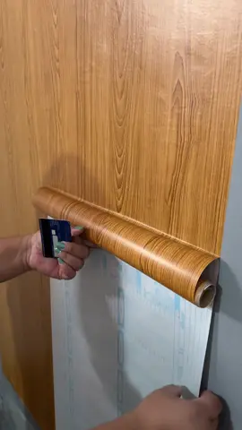 Papel de parede adesivo madeira #papeldeparede #tiktokshop #videoviral #produtosvirais #decoracao 