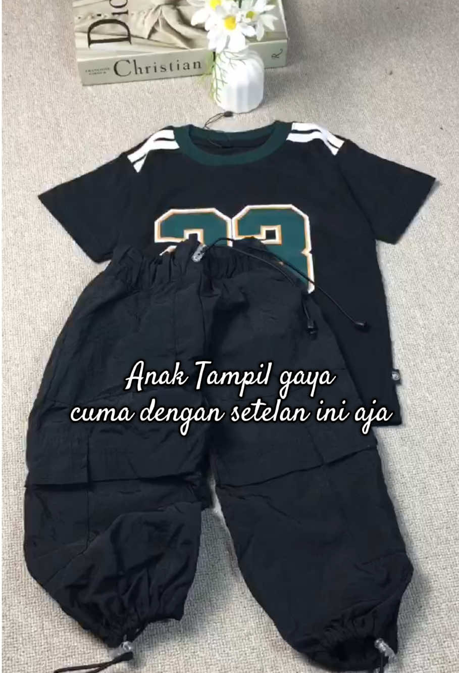 gaya sikecil makin stylish#setelananak #kaosbaseballanak#celanacargoanak 